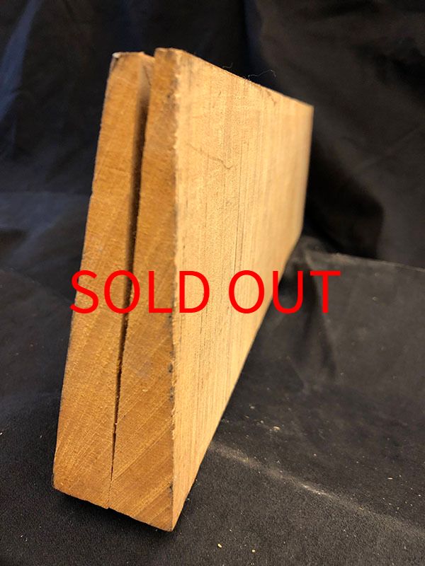 メープル裏板断面図