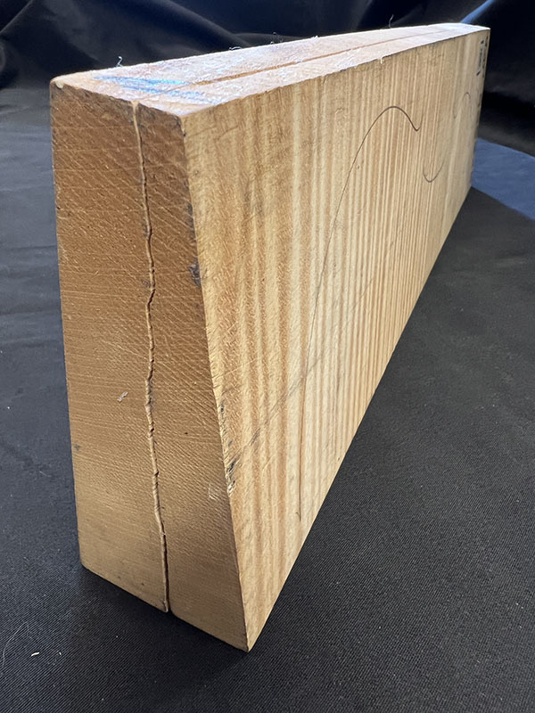 メープル裏板断面図