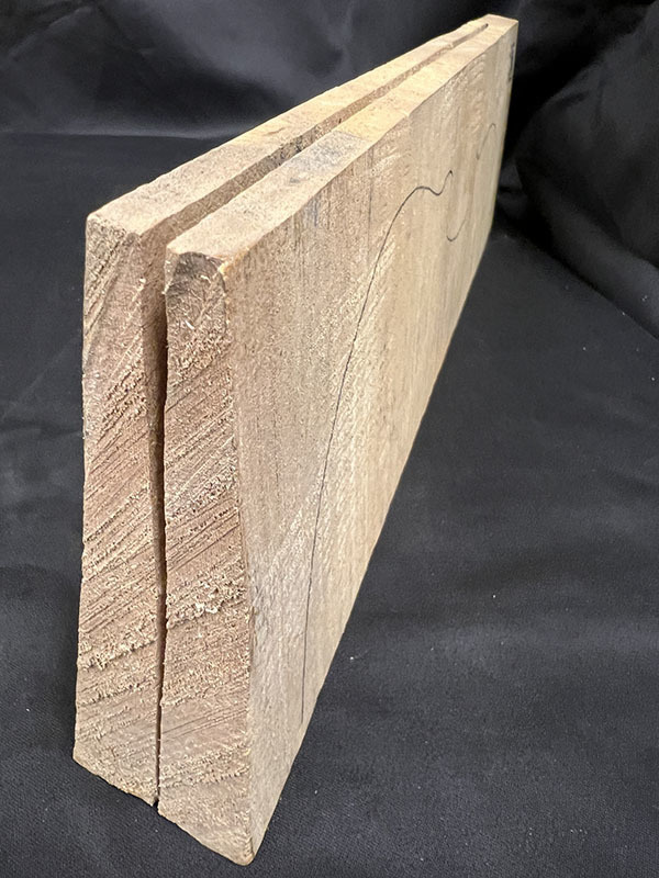 メープル裏板断面図