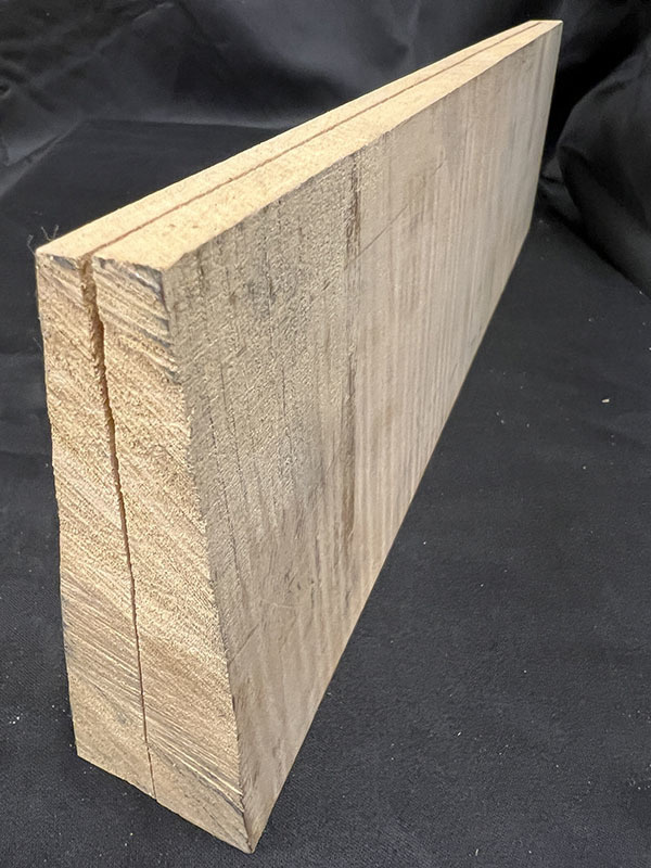 メープル裏板断面図