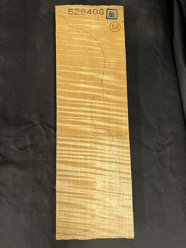 メープル裏板表面