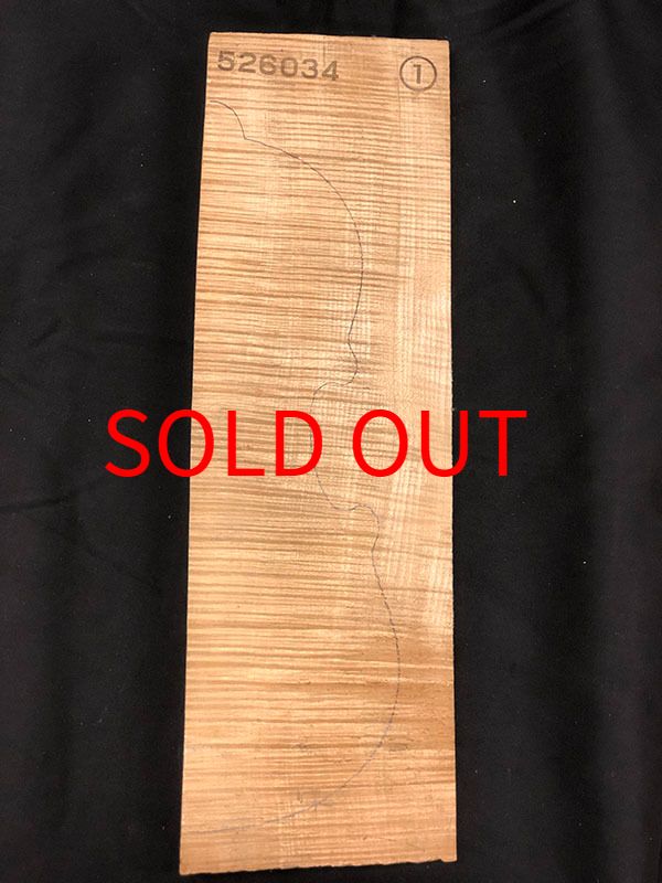 メープル裏板表面