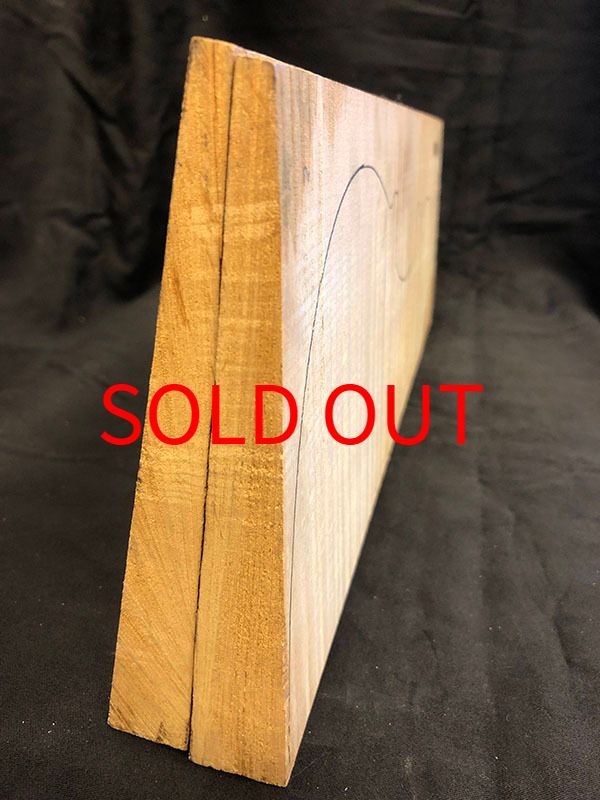 メープル裏板断面図