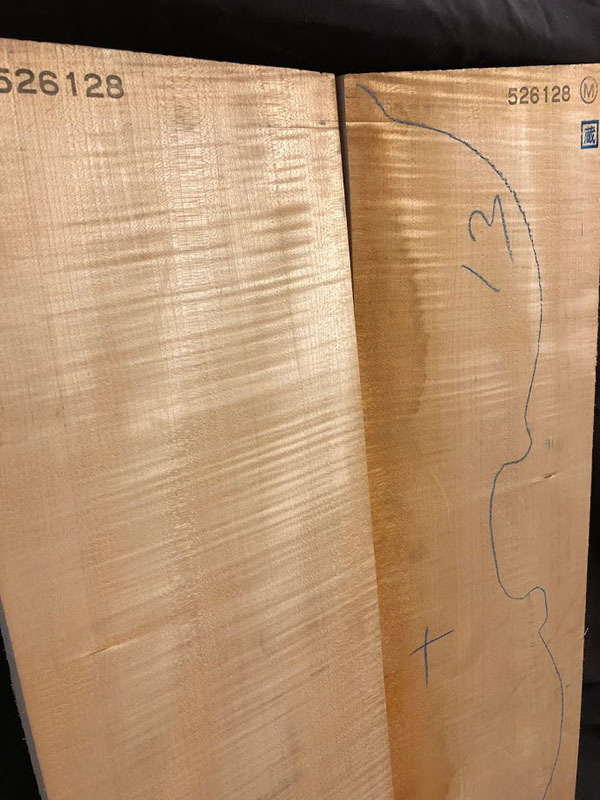 メープル裏板表面