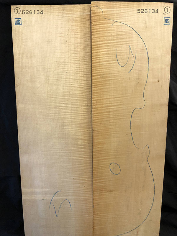 メープル裏板表面