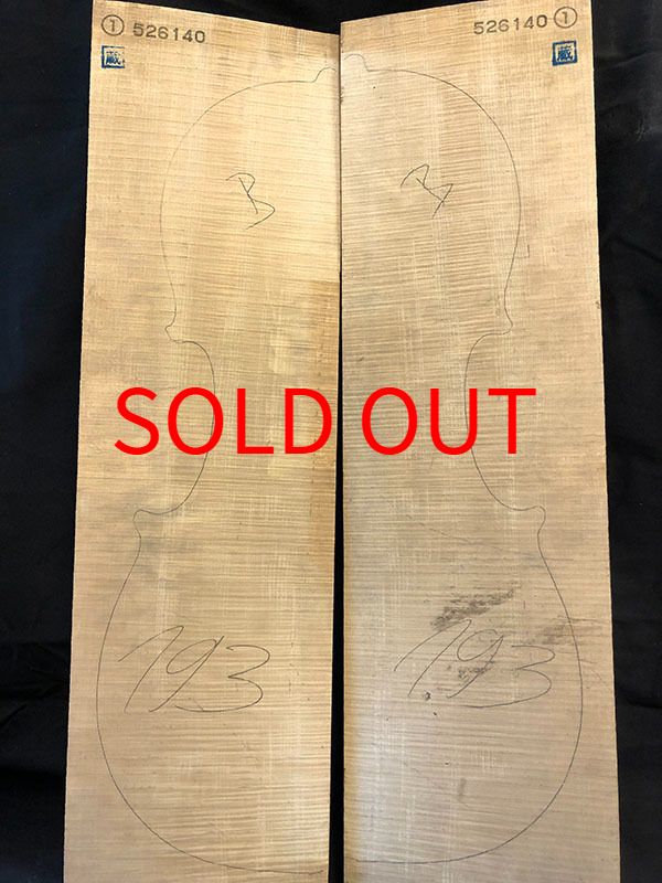 メープル裏板表面