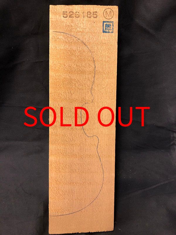 スプルース表板表面