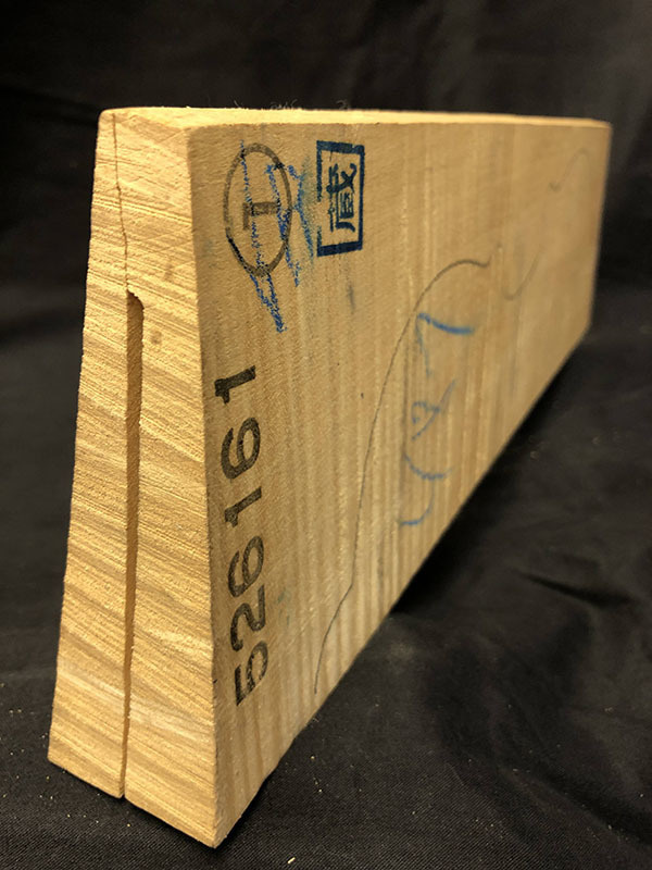 メープル裏板断面図