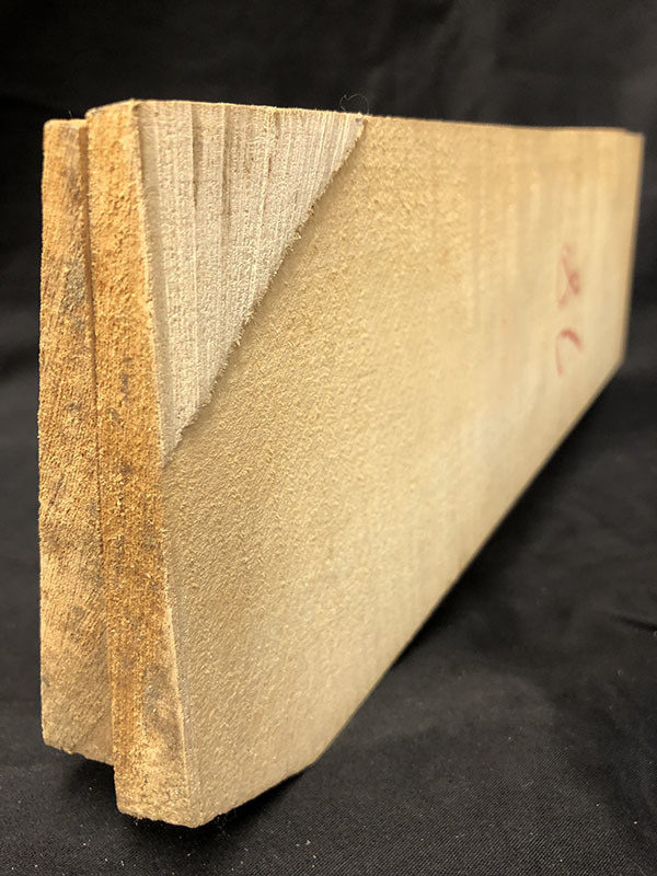 メープル裏板断面図
