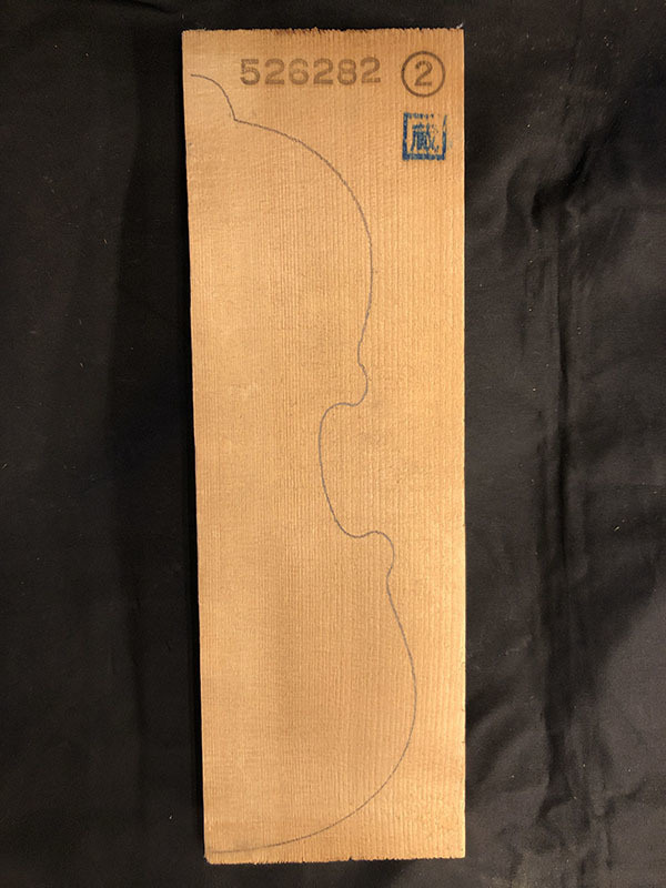 スプルース表板表面