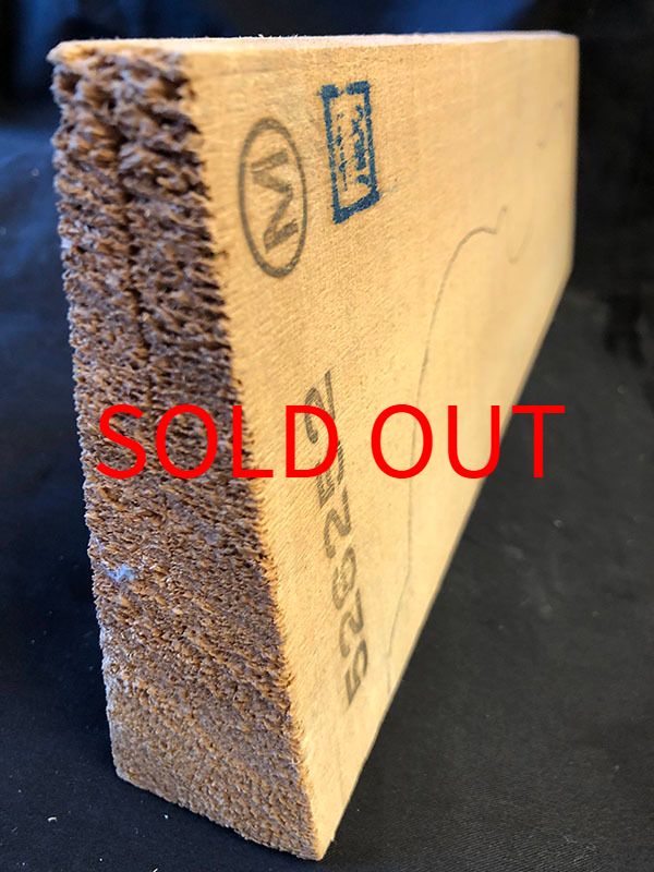 スプルース表板断面図