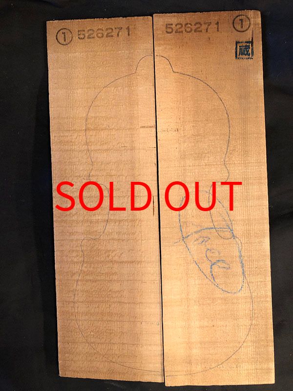 スプルース表板表面