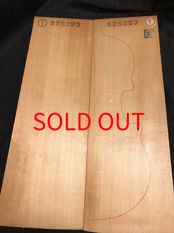 スプルース表板表面