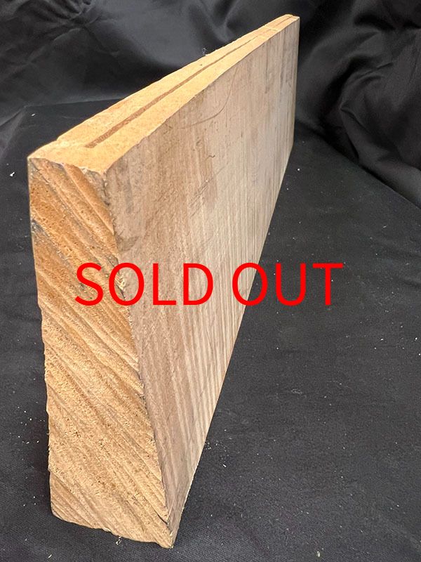 メープル裏板断面図